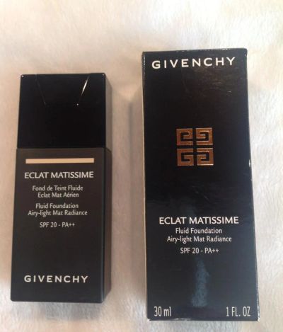 Лот: 4389215. Фото: 1. Матирующий тональный крем Givenchy... Макияж