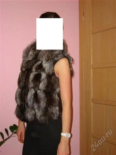 Лот: 819583. Фото: 1. Жилетка из меха чернобурки (новая... Верхняя одежда