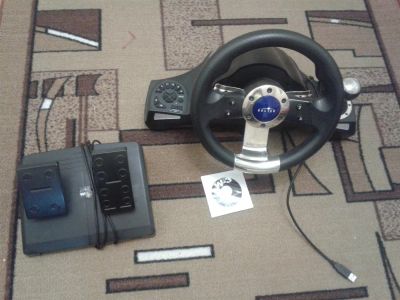 Лот: 3659283. Фото: 1. Игровой руль W-3 для ПК. Рули, джойстики