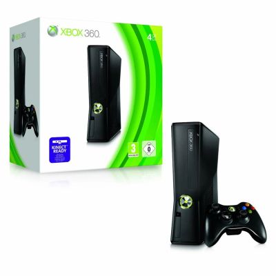 Лот: 3243792. Фото: 1. XBOX 360 Slim 4GB + второй джойстик... Игровые приставки, консоли