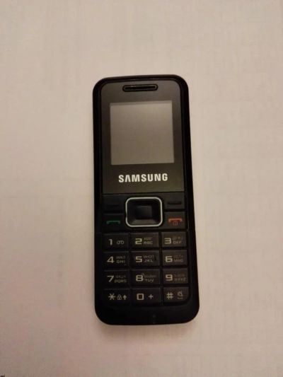 Лот: 1756880. Фото: 1. Телефон Samsung E1070. Кнопочные мобильные телефоны