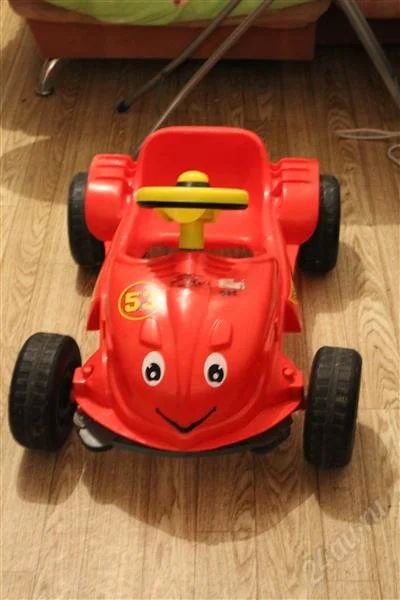 Лот: 2573617. Фото: 1. Детская машинка на педалях Herby. Машины и техника