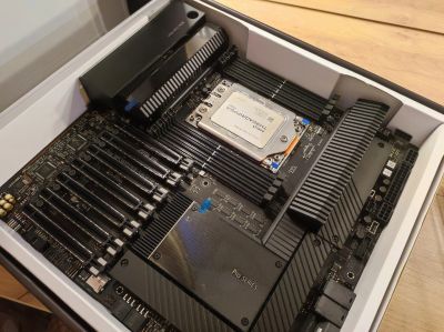 Лот: 18451622. Фото: 1. asus pro ws wrx80e-sage se wifi... Материнские платы