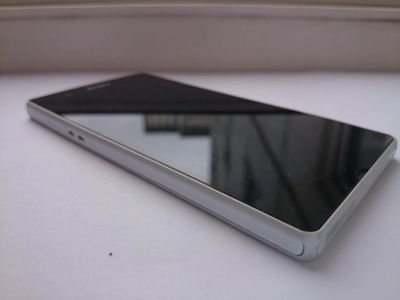 Лот: 4305367. Фото: 1. Sony Xperia Z на запчасти. Смартфоны