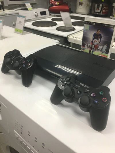 Лот: 11433432. Фото: 1. Игровая консоль PlayStation 3... Игры для консолей