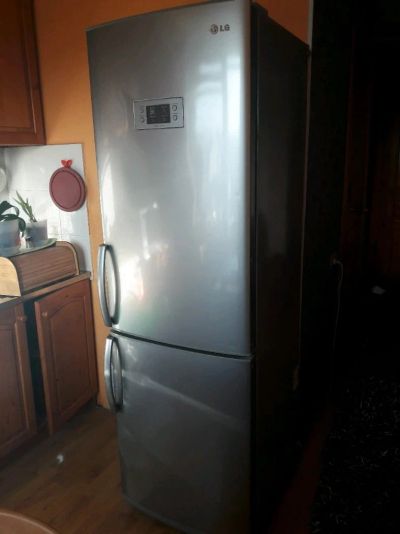 Лот: 12328998. Фото: 1. Продам холодильник lG. Холодильники, морозильные камеры