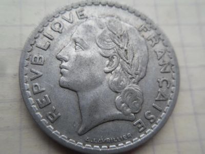 Лот: 21135700. Фото: 1. Франция 5 франков 1947 B. Европа