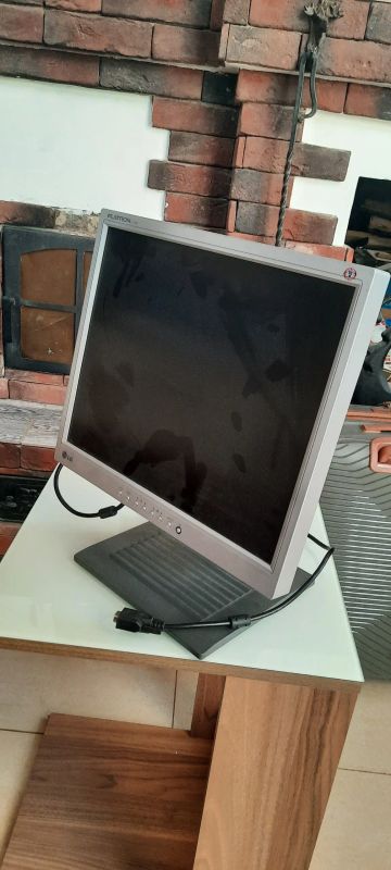 Лот: 20042096. Фото: 1. Монитор LG. ЖК-мониторы