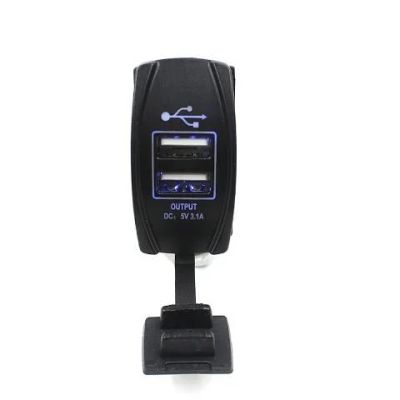 Лот: 6164317. Фото: 1. Встраиваемая USB-зарядка для Авто... Электроприборы для автомобиля