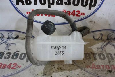 Лот: 21718298. Фото: 1. Расширительный бачок Renault Megane... Двигатель и элементы двигателя