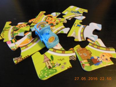 Лот: 7740466. Фото: 1. Необычная игрушка - заводной паровозик... Развивающие