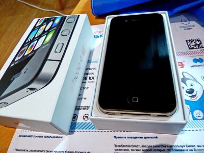 Лот: 13352342. Фото: 1. iPhone 4S 16GB Черный. Смартфоны