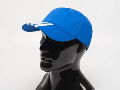 Лот: 22156635. Фото: 1. Кепка Adidas. Шарфы, платки