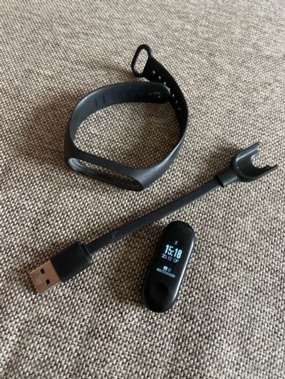 Лот: 19321650. Фото: 1. Фитнес-браслет Xiaomi Mi Band... Смарт-часы, фитнес-браслеты, аксессуары
