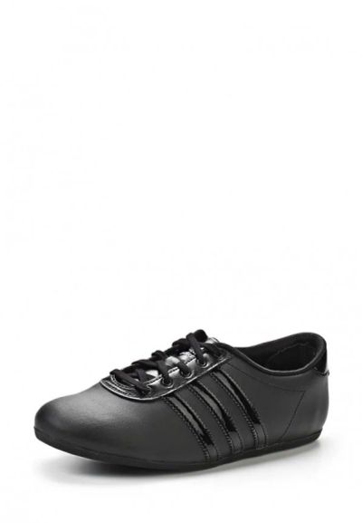Лот: 10682979. Фото: 1. Кроссовки adidas. Кеды, кроссовки, слипоны