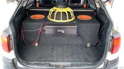 Лот: 15272304. Фото: 1. Сабвуфер Gzrw 46 spl 2000 watt. Сабвуферы