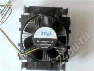 Лот: 316971. Фото: 1. Кулер INTEL на 478 socet. Системы охлаждения