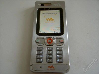 Лот: 492409. Фото: 1. sony ericsson w880i (не видит... Кнопочные мобильные телефоны