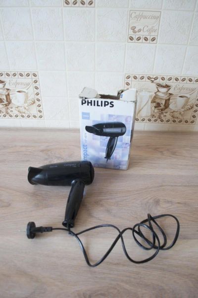 Лот: 5274038. Фото: 1. Фен Philips 1100 Вт. Укладка и стрижка волос, бритьё, эпиляция