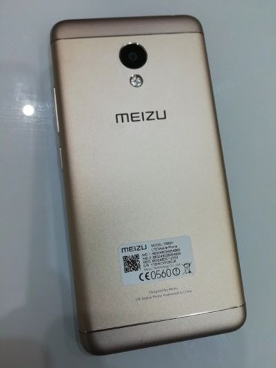 Лот: 15648055. Фото: 1. Телефон meizu m3s. Смартфоны