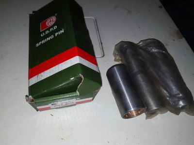 Лот: 10747822. Фото: 1. Пальцы рессоры. Ходовая, подвеска, рулевое управление