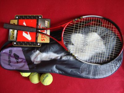 Лот: 6204823. Фото: 1. ракетка для большого тенниса с... Мячи, ракетки, шайбы, клюшки