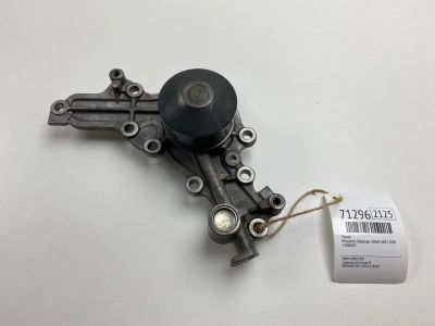 Лот: 20754266. Фото: 1. Помпа Mitsubishi Outlander 2008... Двигатель и элементы двигателя