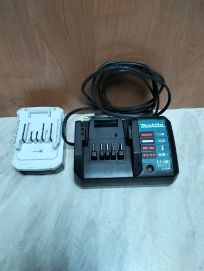 Лот: 21540640. Фото: 1. Зарядное для шуруповерта Makita... Зарядные устройства, блоки питания для бытовой техники