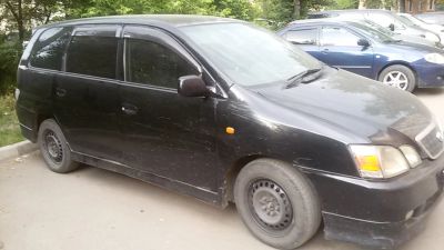 Лот: 7885928. Фото: 1. Toyota Gaia, 2001 год. Автомобили