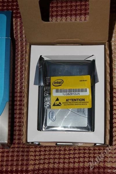 Лот: 1529408. Фото: 1. Новый жесткий диск Intel SSD X-25M... Жёсткие диски (HDD)