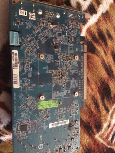 Лот: 17353419. Фото: 1. Gigabyte gt 9800 512mb. Видеокарты