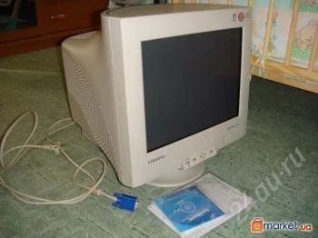Лот: 144895. Фото: 1. Монитор Samsung SancMaster 757... ЭЛТ-мониторы
