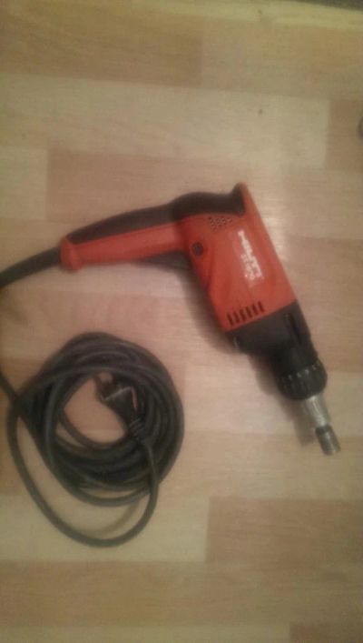 Лот: 5496196. Фото: 1. шуруповерт HILTI ST1800. Электроинструмент