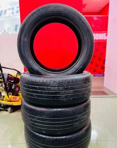 Лот: 21254311. Фото: 1. Шины Bridgestone Dueler H/P Sport... Шины
