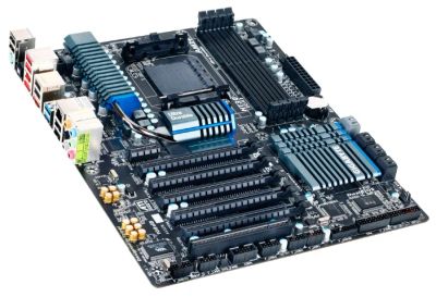Лот: 5852159. Фото: 1. Топовая материнская плата Gigabyte. Материнские платы