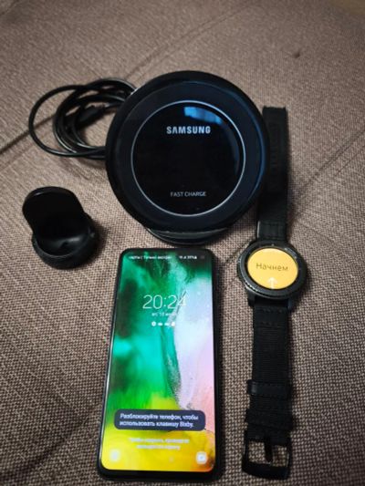 Лот: 25441649. Фото: 1. Samsung Galaxy S10e, 6/128 ГБ. Смартфоны