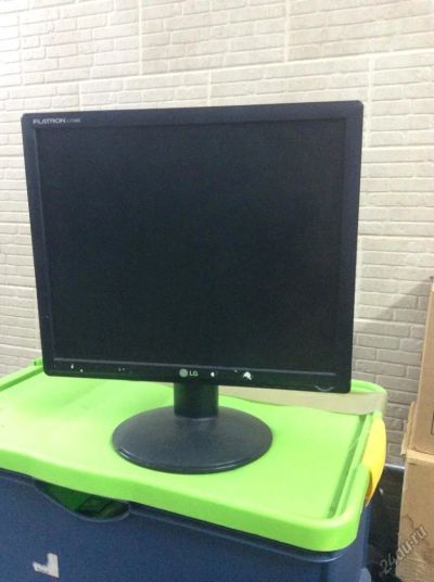 Лот: 6520999. Фото: 1. ЖК монитор LG Flatron L1734S-BN. ЖК-мониторы