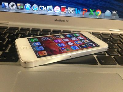 Лот: 7128847. Фото: 1. iPhone 5 16Gb White. iOS 6.1.4... Смартфоны