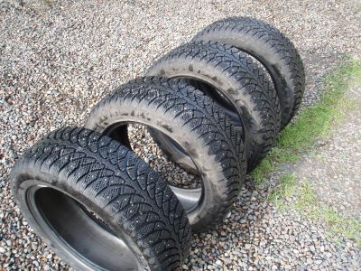 Лот: 3054937. Фото: 1. Шины зимние на 16". Шипы. Шины