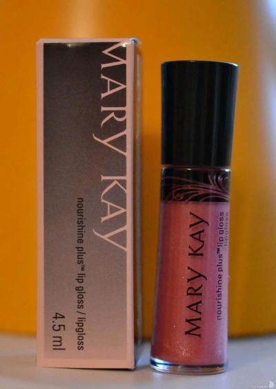 Лот: 6765200. Фото: 1. Блеск для губ Mary Kay NouriShine... Макияж