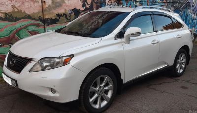 Лот: 17373198. Фото: 1. Lexus RX270. Автомобили