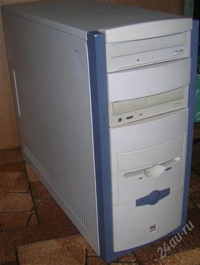 Лот: 1540940. Фото: 1. системник 2400Mhz/ 512mb/ 160Gb... Компьютеры в сборе