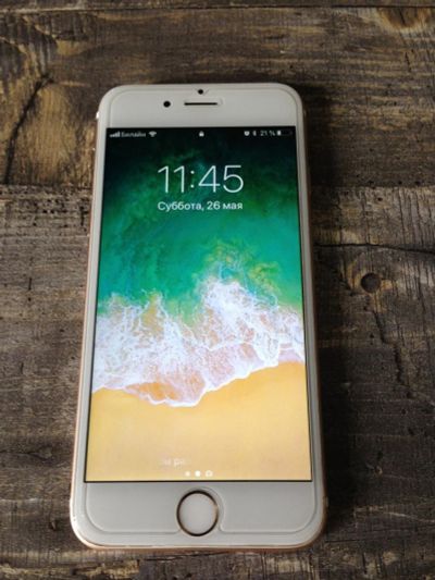 Лот: 11578143. Фото: 1. IPhone 6s gold 64gb. Смартфоны