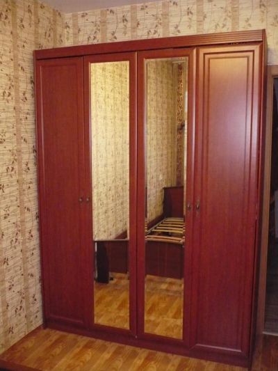 Лот: 5069417. Фото: 1. Шкаф вишня. Шкафы, шкафы-купе