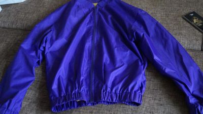 Лот: 9215303. Фото: 1. Продам ветровку. Верхняя одежда