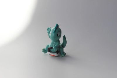 Лот: 11717276. Фото: 1. Дракончик лицензионная серия Киндер... Игрушки