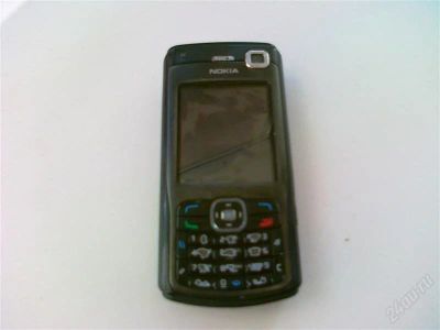 Лот: 1026957. Фото: 1. nokia n70 разбит экран. Смартфоны