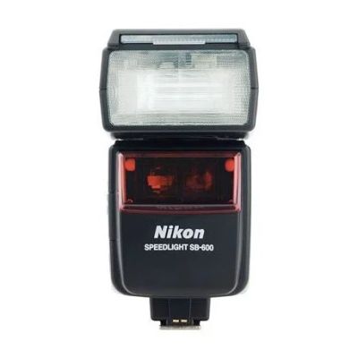 Лот: 18666212. Фото: 1. Вспышка Nikon Speedlight SB-600. Вспышки, осветители, рассеиватели