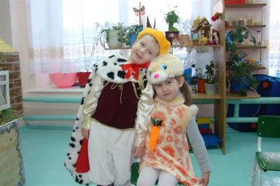 Лот: 1373256. Фото: 1. костюм короля на мальчика 4-6... Детские карнавальные, праздничные костюмы
