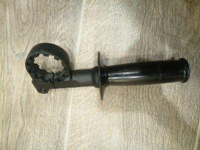 Лот: 12241334. Фото: 1. Ручка перфоратора makita. Запчасти